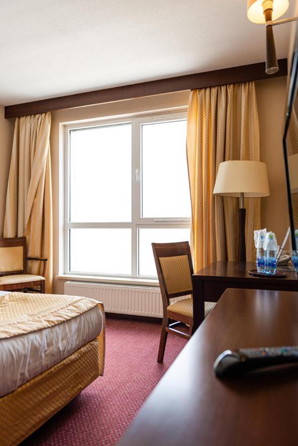Hotel Mop Olesnica Mala Kurowskie Chalupy Dış mekan fotoğraf